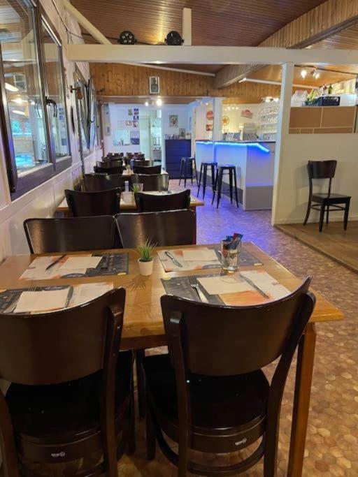 Anne Marie Vous Accueilles Dans Son Logement Familiale Pour 6 Personnes 3 Chambres Confortable Proche D Europa Park A Boofzheim Dans Camping 3 Etoiles Экстерьер фото